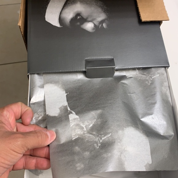 Nike LeBron 8 South Beach 2021 SZ 10.5 CZ0328-400 - Picture 17 of 17